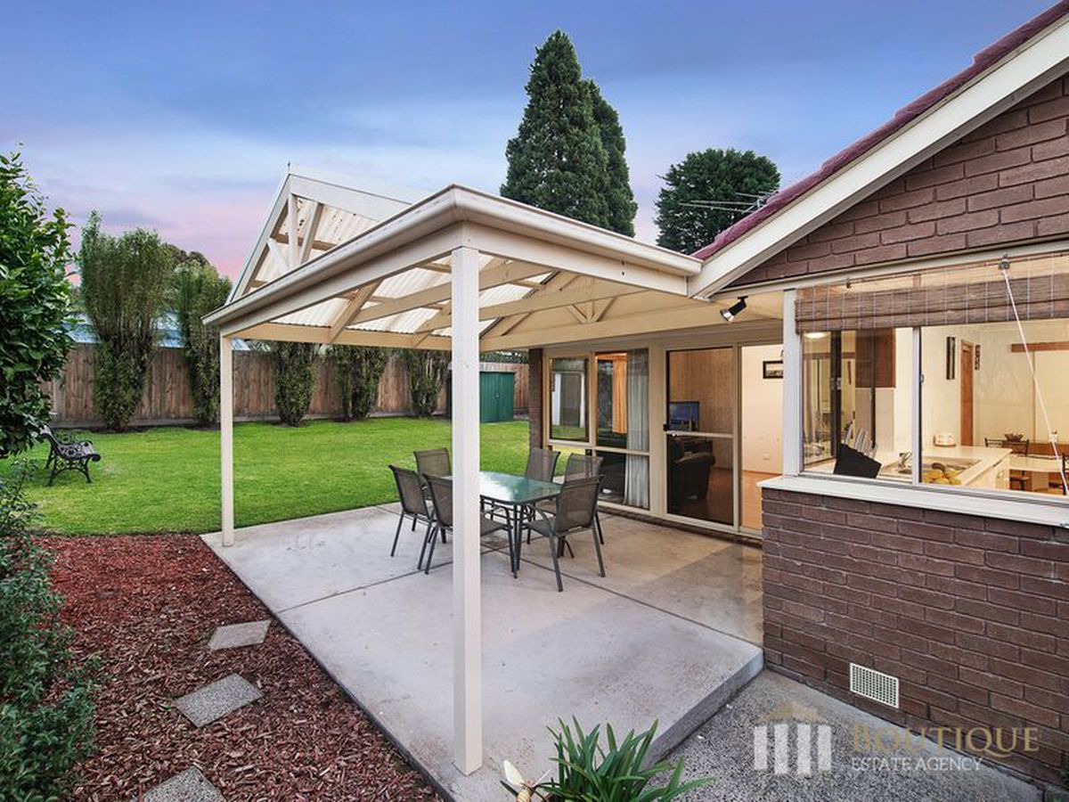 12 Huxley Avenue, Dandenong North