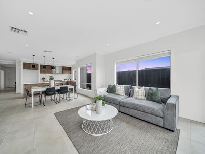 19 Nitre Street, Manor Lakes
