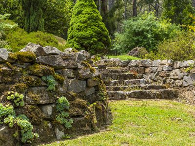 35 Anzac Road, Mount Macedon