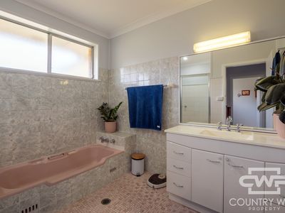 70 Hunter Street, Glen Innes