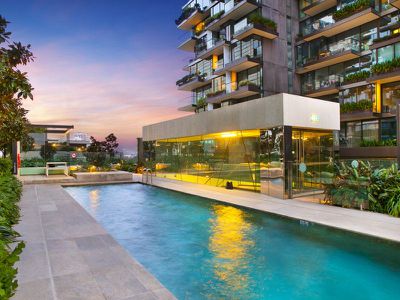 W507 / 2 Chippendale Way, Chippendale