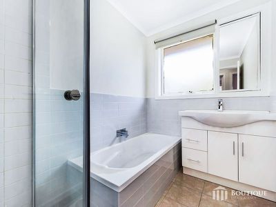 84 Loch Road, Dandenong North