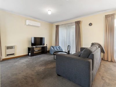 2 / 77 Waroona Street, Youngtown
