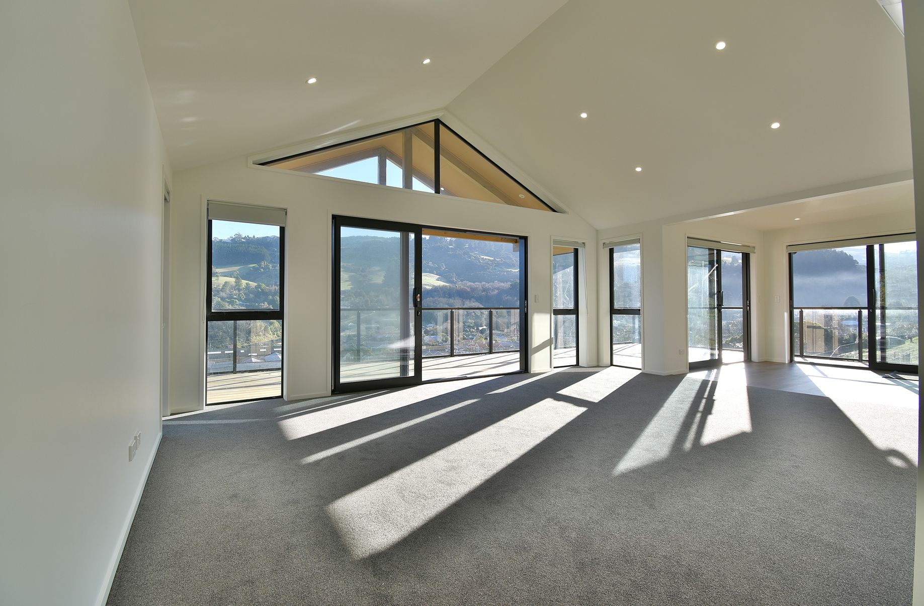 2 Theomin Close, North East Valley