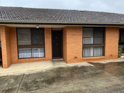 2 / 51 Morris Road, Hoppers Crossing