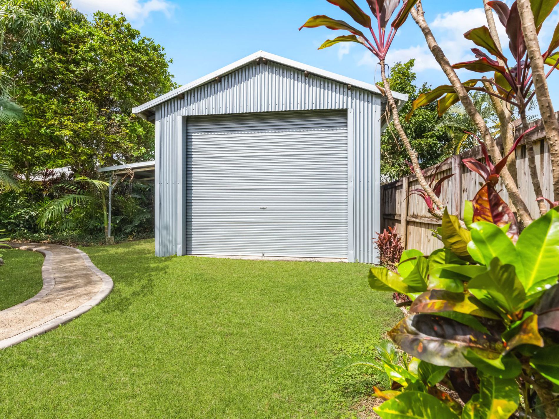 40 Barr Street, Edmonton