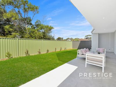 5 / 40 Meriel, Sans Souci