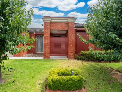 16 WREN COURT, Wodonga