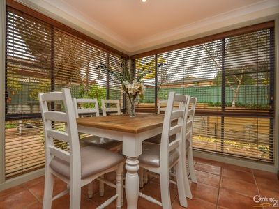 24 Pinehurst Avenue, Dubbo