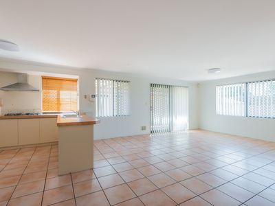 10 Desmond Place, Rivervale