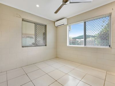 11 Aruma Close, White Rock