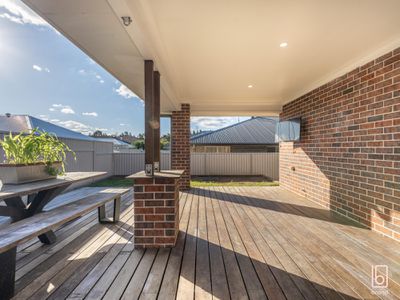 22 Grasstree Avenue, Woongarrah