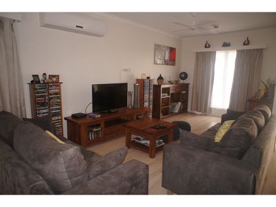 1 / 222 Baillie Street,, Horsham