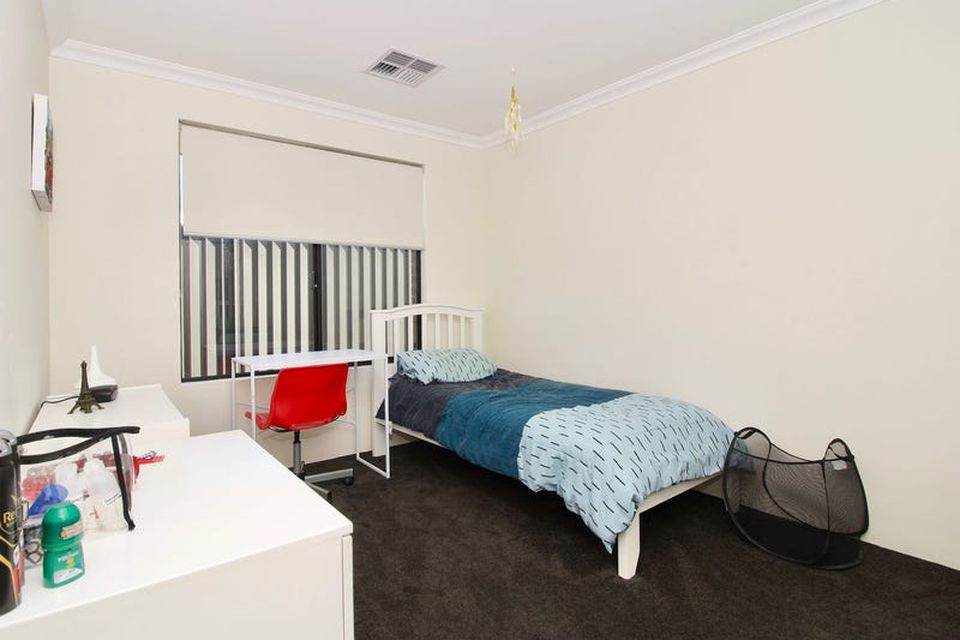 2 Whinhill Loop , Baldivis