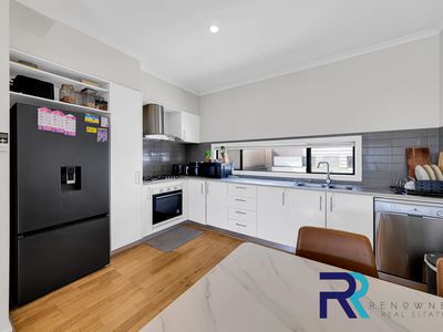 17 ALEXANDER CIRCUIT, Craigieburn