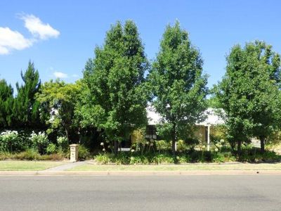 10 Bugno Crescent, Griffith