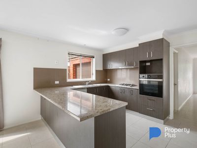 31 Sovereign Gardens, Kangaroo Flat