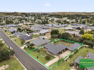 9 Piggott Place, Blayney