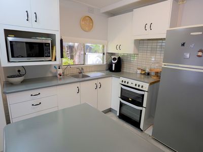 402 / 760 Scenic Highway, Kinka Beach