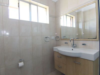 3 / 27 Point Road, Tuncurry