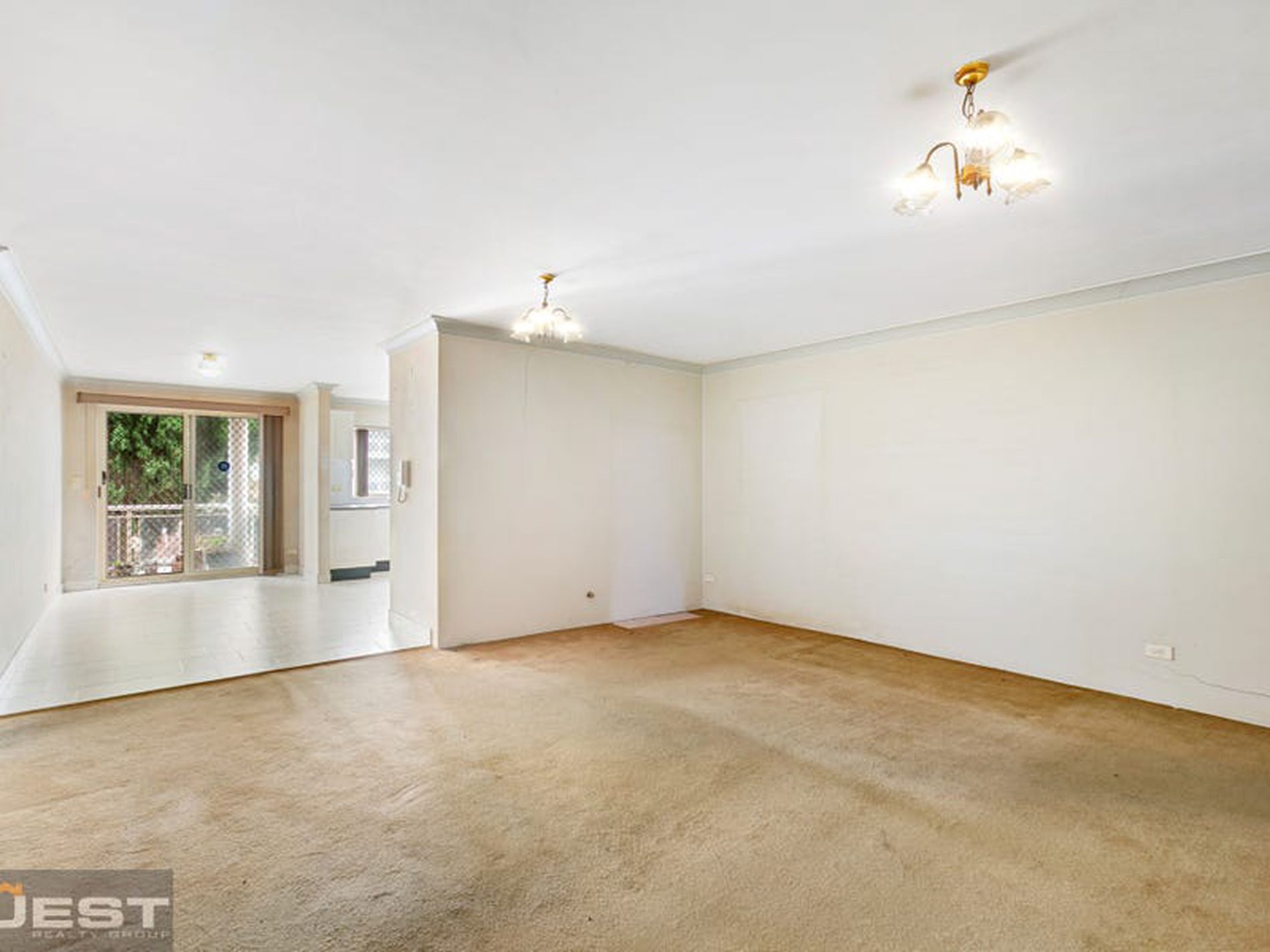 2 / 9 Sir Joseph Banks Street, Bankstown