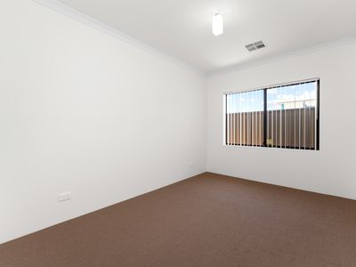 21 Tidal Drive, Port Kennedy
