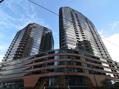 1708s / 889 Collins Street, Docklands
