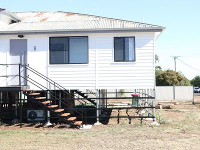 2 / 3 Railway Terrace, Kingaroy