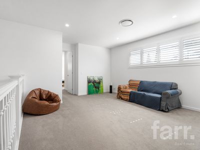 2 / 240 Bayview Street, Hollywell