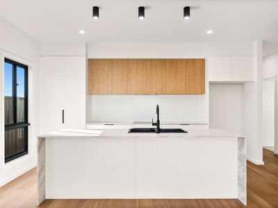 21 Hatter Circuit, Calderwood