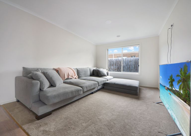 6 Coastal Court, Portland