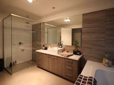 2 / 12 Herne Street, Manifold Heights