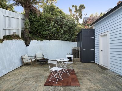27 Bruce Street, Roslyn
