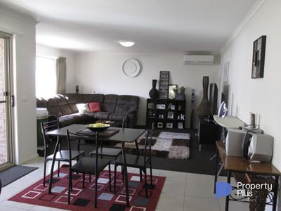 11 Rosewood Mews, Golden Square