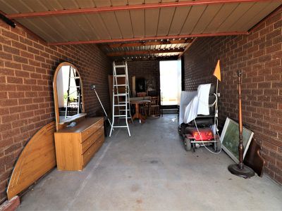 Unit 2 / 28 Tristan St, Seymour