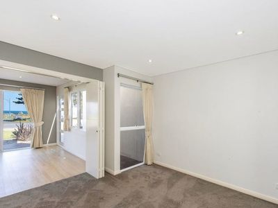 2 / 216 Arcadia Dr, Shoalwater