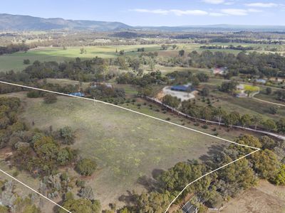 420 Highlands Road, Seymour