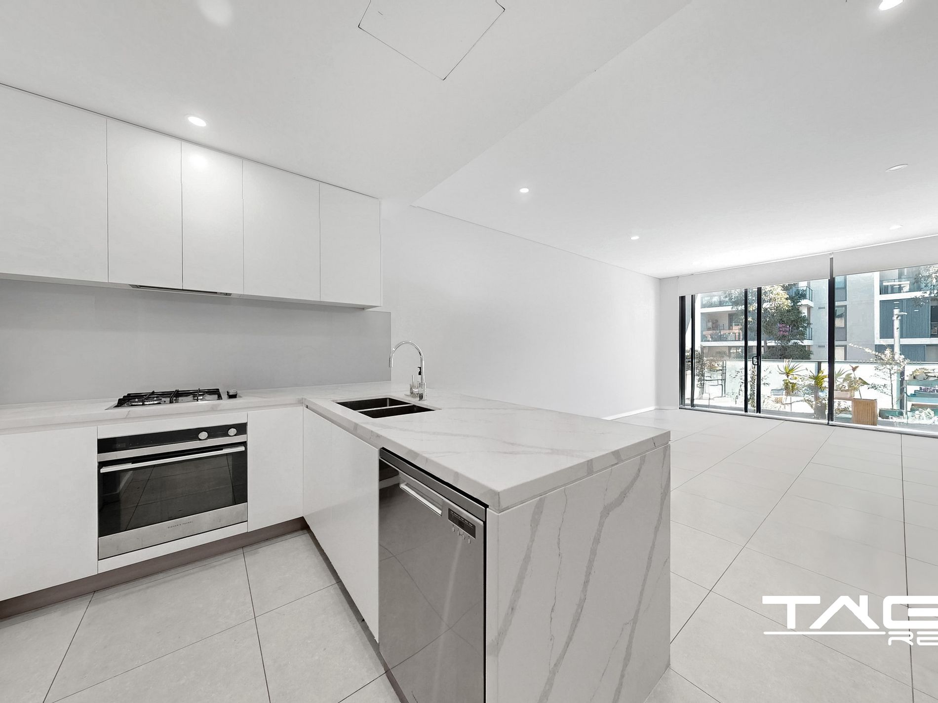 8 / 2A Angas Street, Meadowbank