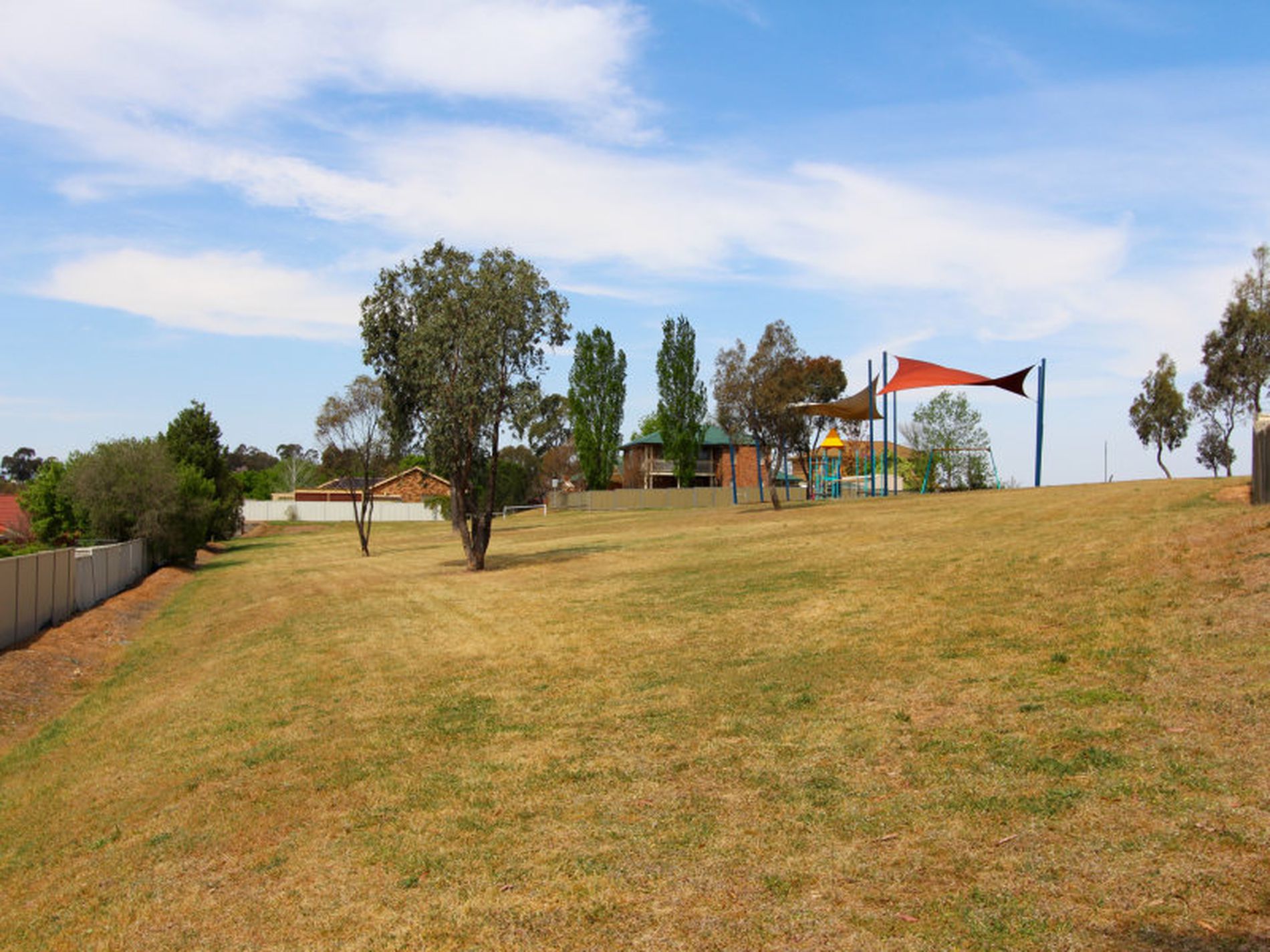 10 Dale Place, Windradyne