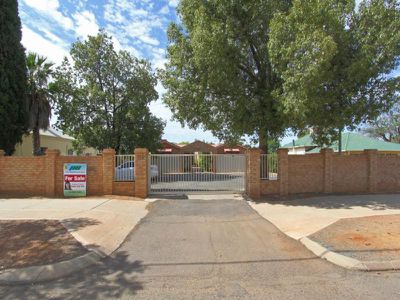 6 / 128 Burt Street, Boulder