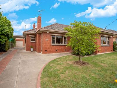 31 Younger Street, Wangaratta