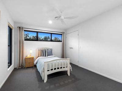 36 Kingfisher Crescent, Palmview