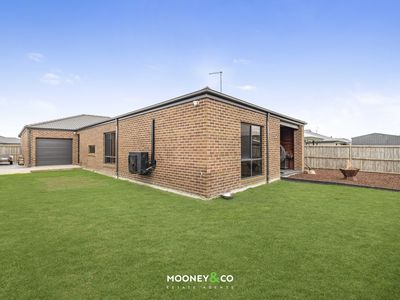 13 Baker Street, Lang Lang