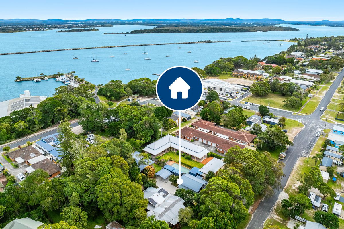 100 Charles Street, Iluka