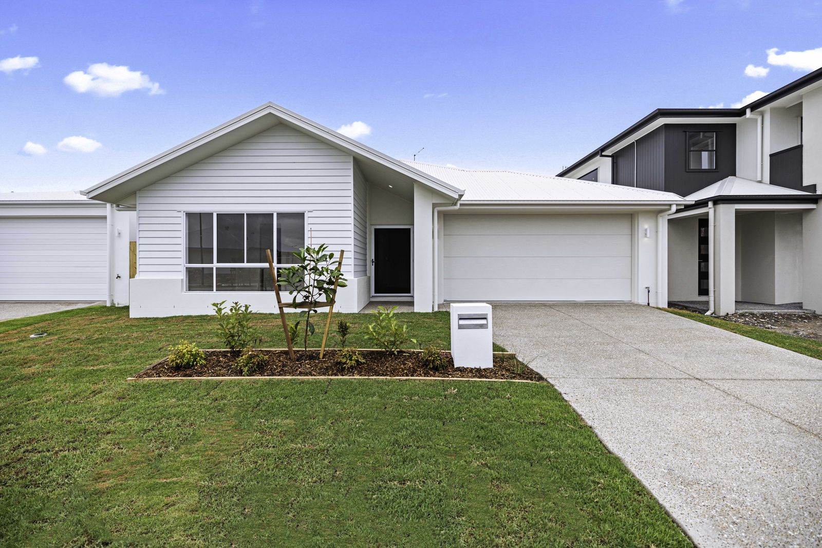 Photo 4 of 25, 9 Bottlebrush Street, Palmview