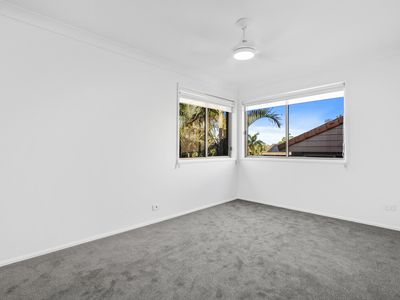 111 / 601 Pine Ridge Road, Biggera Waters
