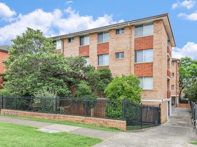 15 / 2 Forbes Street, Warwick Farm