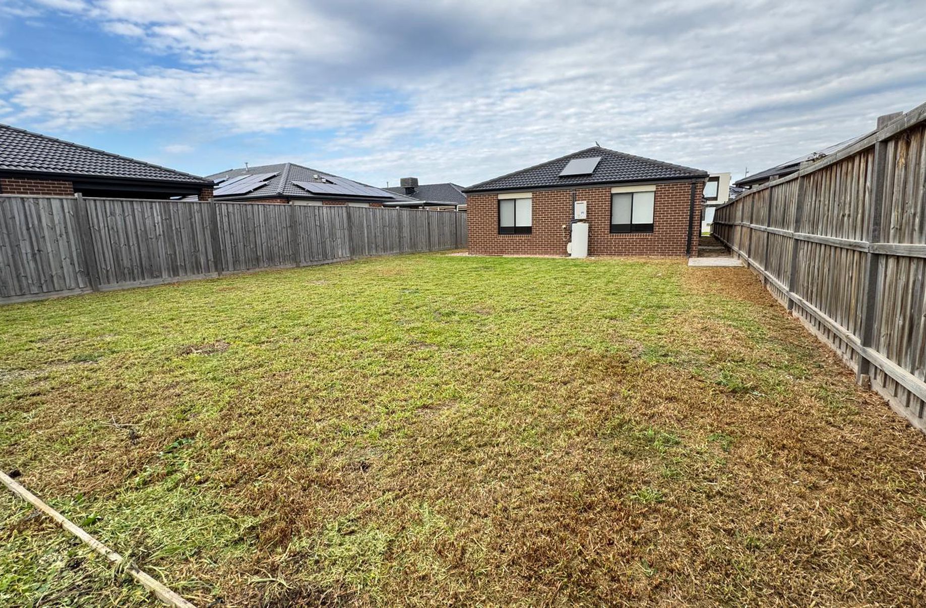 14 Yard St, Mambourin