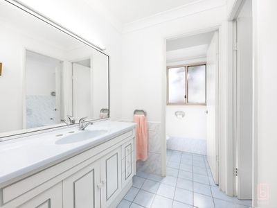 12 Buckland Avenue, Kanwal