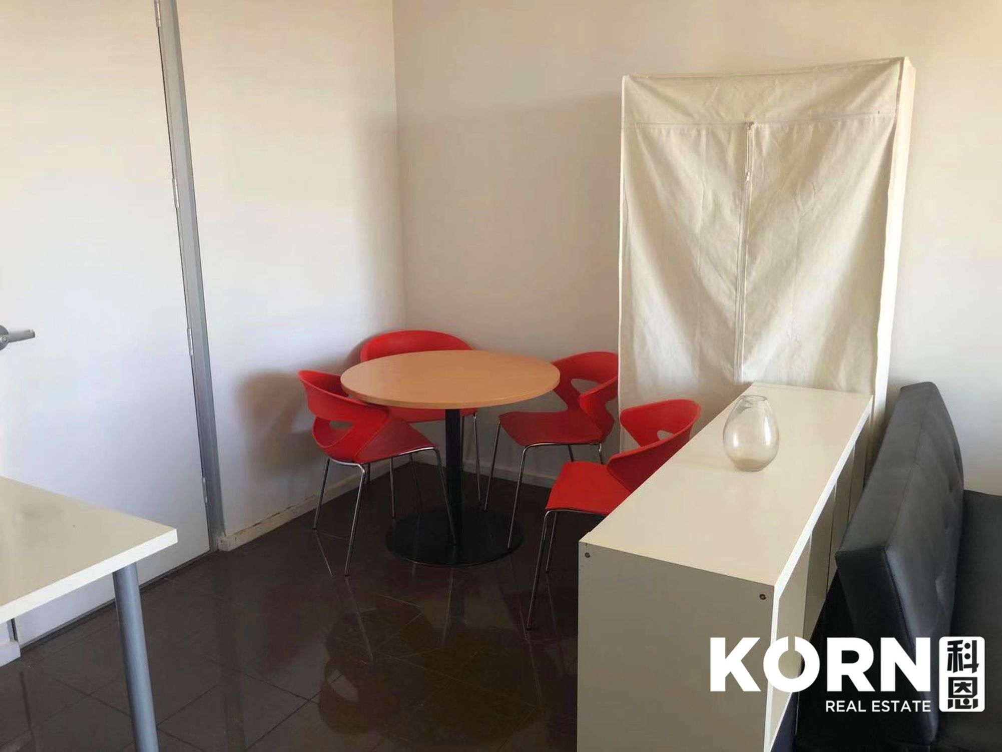 802 / 235-237 Pirie Street, Adelaide